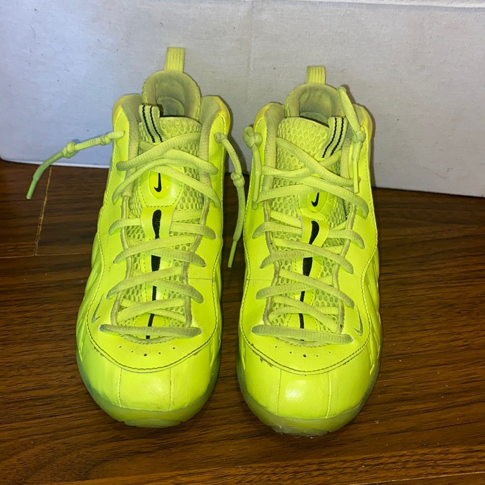 Kids Nike Foam Posite (neon yellow)